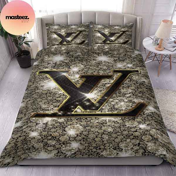 Louis Vuitton Diamond Heart Best Comforter Bedding Set - Masteez
