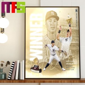 New York Yankees Anthony Volpe Rawlings Gold Glove Winner Shortstop 2023 Home Decor Poster Canvas