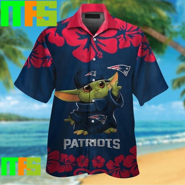 New England Patriots Baby Yoda Tropical Hawaiian Shirt Gifts For Men And Women Hawaiian Shirt
